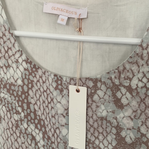 Brand New OLIVACEOUS Dress - size M - Picture 2 of 3
